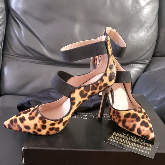 Rachel Zoe Leopard Calf Hair Fur Pointed Toe Pump - Picture 3 of 9